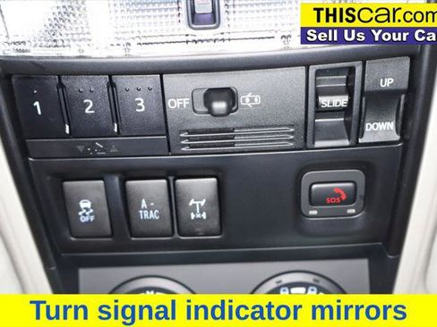 Used 2024 Toyota 4Runner TRD Off-Road Premium w/ Moonroof Package AWD/4WD image 25