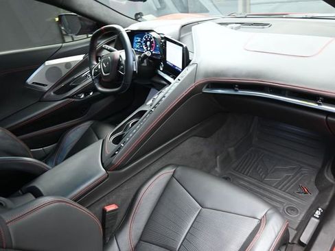 Used 2020 Chevrolet Corvette Stingray Premium Cpe w/ 3LT Preferred Equipment Group image 21