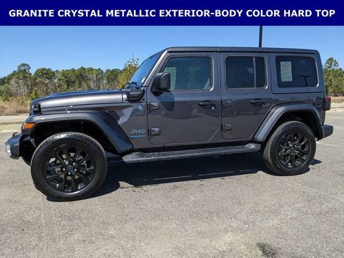 Certified 2025 Jeep Wrangler Unlimited Sahara image 7