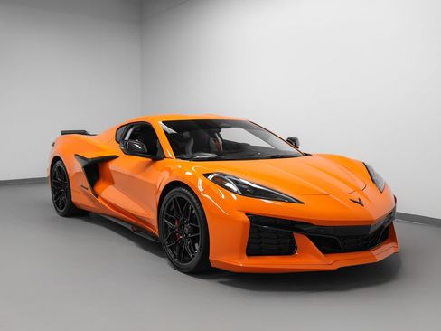 Used 2024 Chevrolet Corvette Z06 w/ Stealth Interior Trim Package RWD image 14