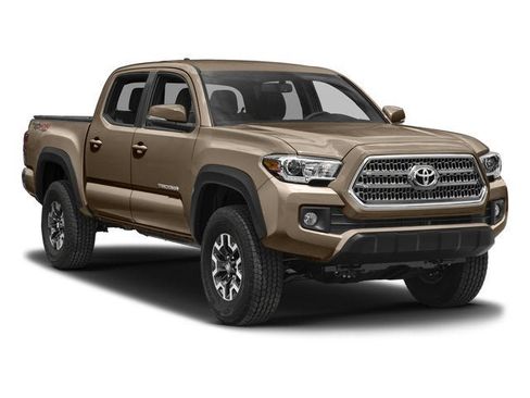 Used 2017 Toyota Tacoma TRD Off-Road w/ Tow Package (A/T) AWD/4WD image 9