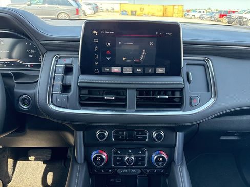 Used 2023 GMC Yukon XL SLT w/ SLT Luxury Package AWD/4WD image 33