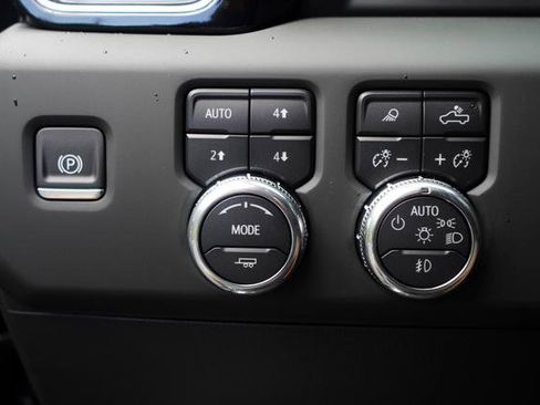 Used 2026 GMC Sierra 1500 Denali Ultimate image 18