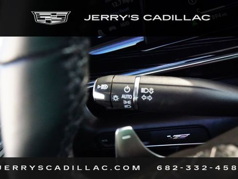 Used 2023 Cadillac Escalade V AWD/4WD image 17
