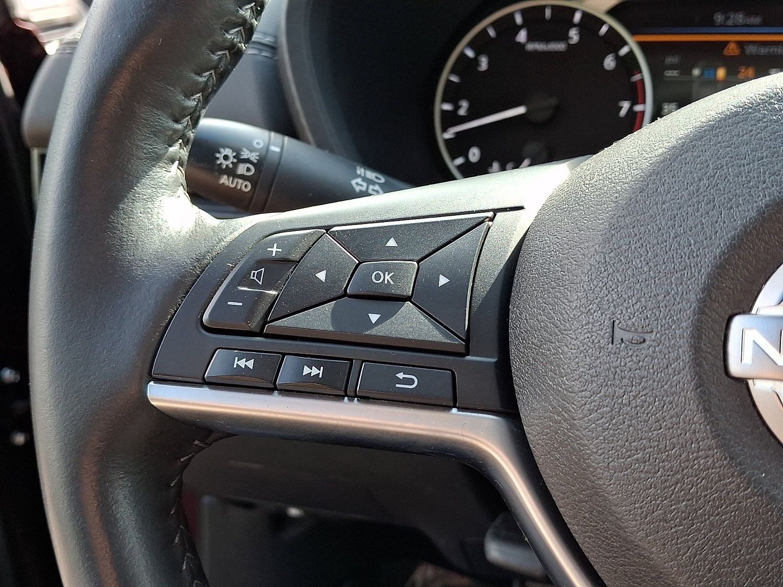 Certified 2024 Nissan Sentra SV w/ All-Weather Package FWD image 20