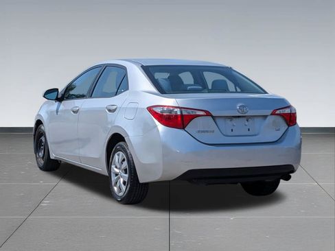 Used 2014 Toyota Corolla LE FWD image 3