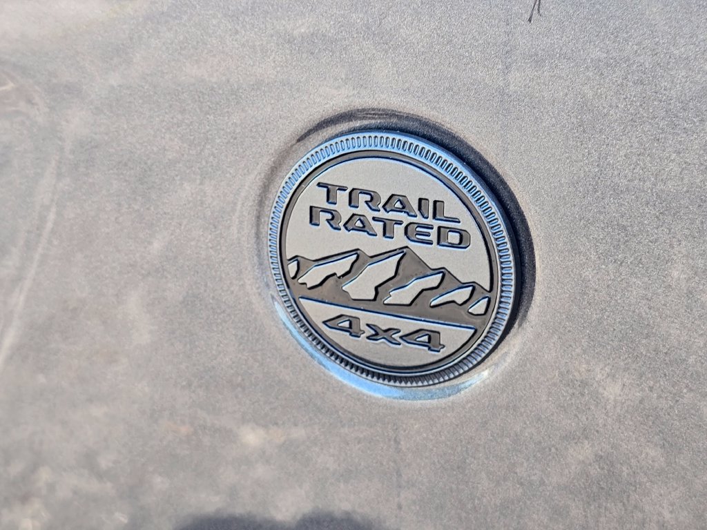 Used 2023 Jeep Gladiator Sport AWD/4WD image 22