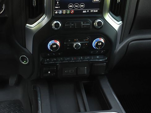 Used 2019 GMC Sierra 1500 SLT w/ SLT Premium Plus Package AWD/4WD image 15