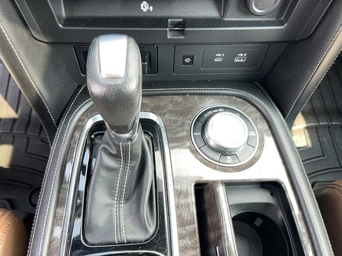 Used 2023 Nissan Armada Platinum w/ Captain's Chairs Package image 21