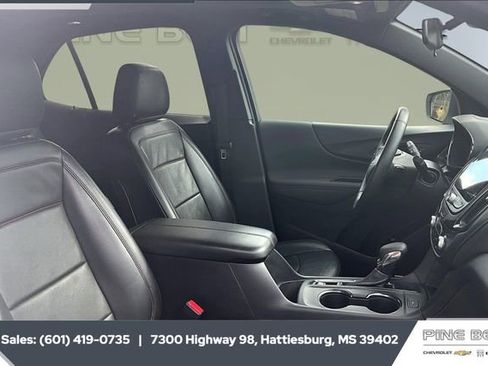 Used 2023 Chevrolet Equinox RS w/ RS Leather Package image 6