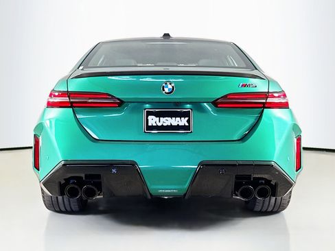 Used 2025 BMW M5 w/ Carbon Package image 6