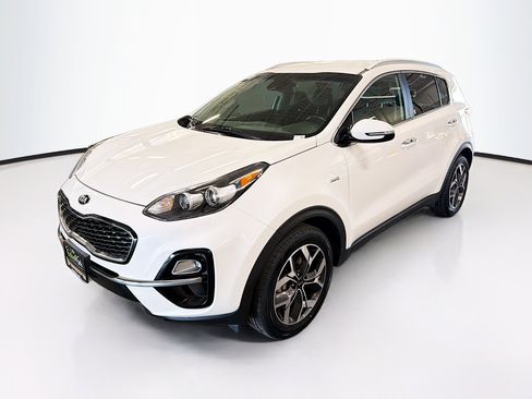 Used 2021 Kia Sportage EX AWD/4WD image 3