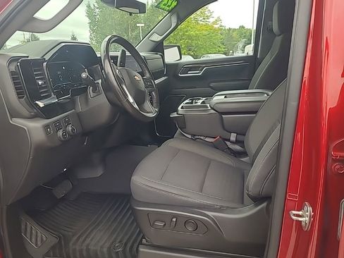 Used 2022 Chevrolet Silverado 1500 LT w/ LPO, Dark Essentials Package image 9