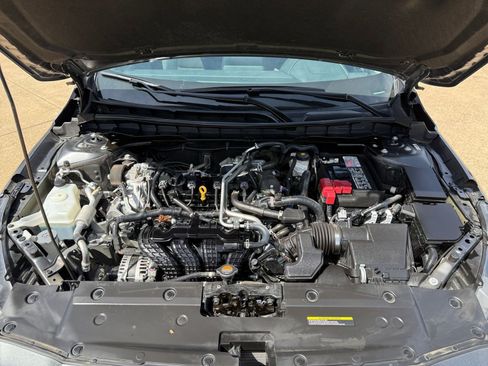 Used 2025 Nissan Altima 2.5 SV image 32