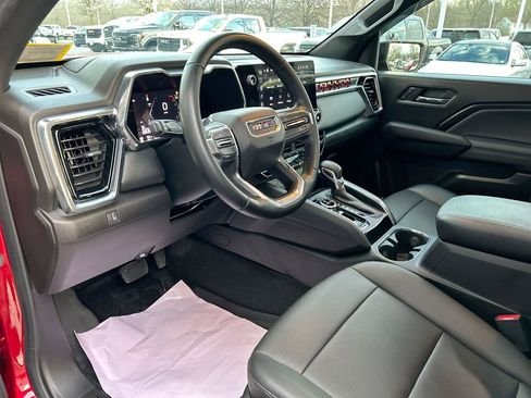 Used 2023 GMC Canyon Elevation w/ Elevation Premium Package AWD/4WD image 14