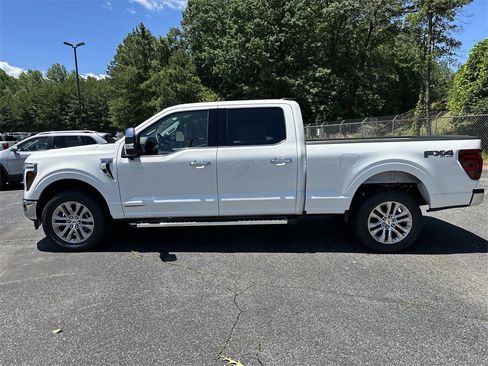 New 2025 Ford F150 Lariat w/ Equipment Group 502A High image 7