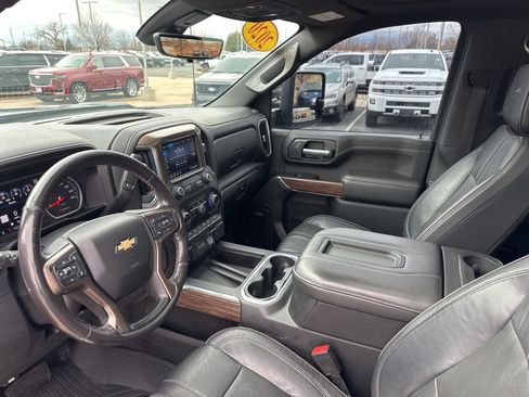 Used 2020 Chevrolet Silverado 2500 High Country w/ Z71 Off-Road Package image 15