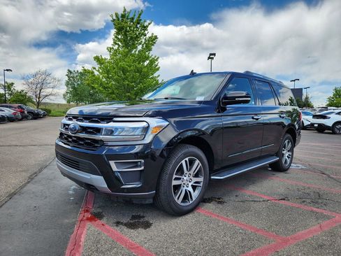 Used 2022 Ford Expedition Limited AWD/4WD image 1