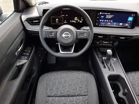 New 2026 Nissan Kicks SV w/ SV Premium Package image 7