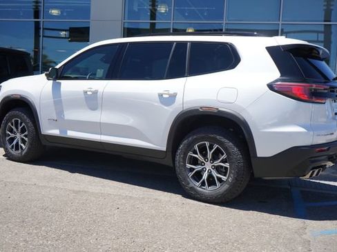 Used 2025 GMC Acadia AT4 AWD/4WD image 6