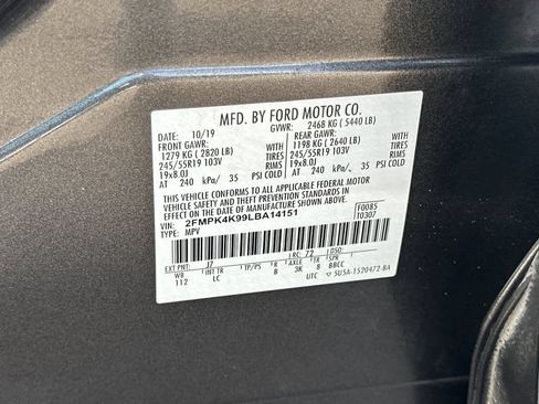 Used 2020 Ford Edge Titanium AWD/4WD image 29