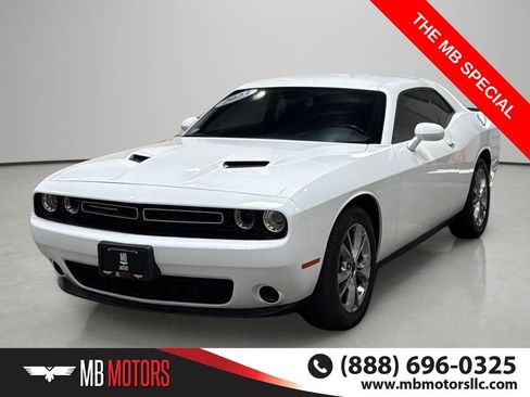 Used 2023 Dodge Challenger SXT w/ Cold Weather Group AWD/4WD image 1