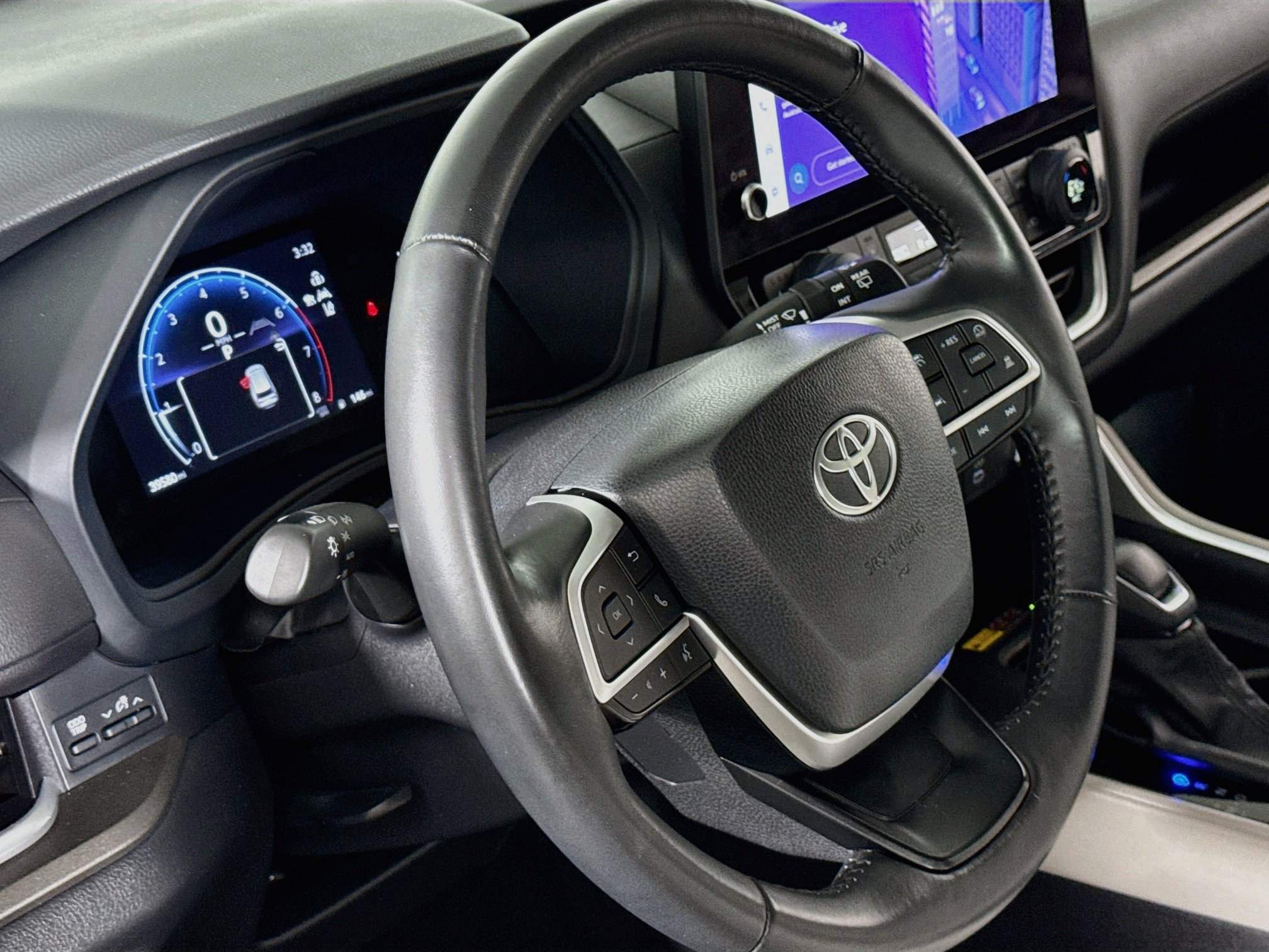 Used 2024 Toyota Grand Highlander AWD image 10