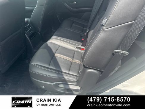 Used 2024 MAZDA CX-90 3.3 Turbo w/ Select Package AWD/4WD image 23