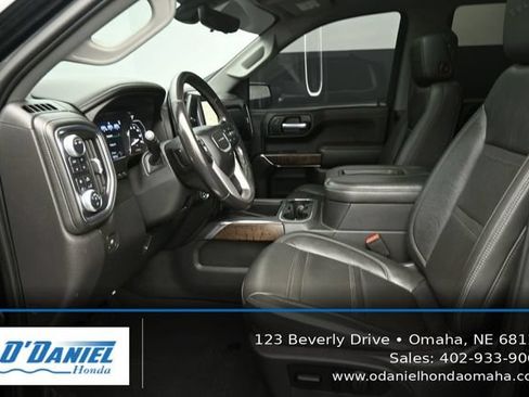 Used 2020 GMC Sierra 1500 Denali w/ Denali Premium Package AWD/4WD image 25