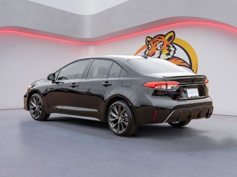 Used 2026 Toyota Corolla SE image 7