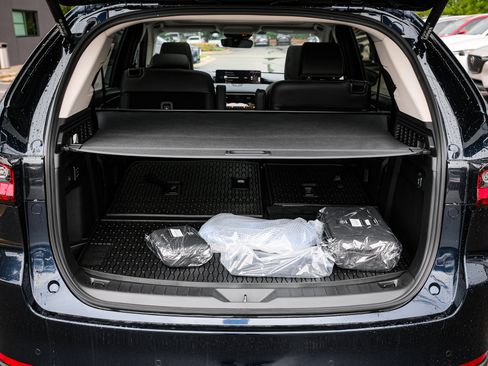 Used 2025 MAZDA CX-90 Plug-In Hybrid w/Premium Sport image 34