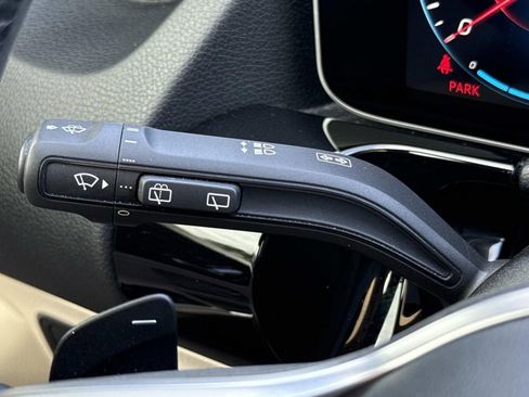 Used 2021 Mercedes-Benz GLA 250 4MATIC image 41