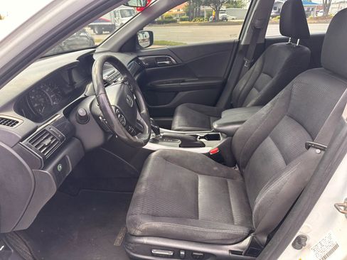 Used 2013 Honda Accord Sport image 9
