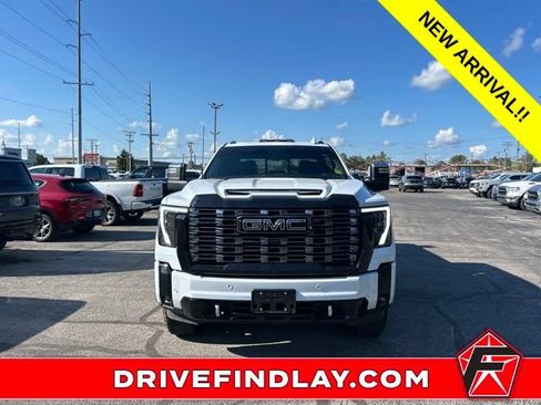 Used 2026 GMC Sierra 2500 Denali Ultimate AWD/4WD image 2