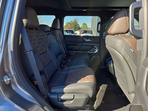 New 2026 Nissan Armada Platinum Reserve image 14