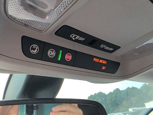 Used 2019 GMC Terrain SLE w/ Driver Convenience Package FWD image 25