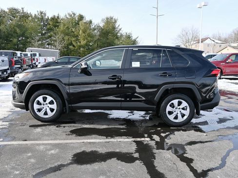 New 2025 Toyota RAV4 LE image 4