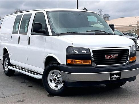 Used 2024 GMC Savana 2500 w/ Driver Convenience Package image 34
