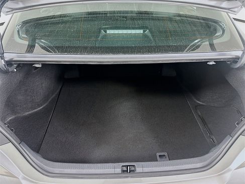 Used 2025 Toyota Camry SE image 25