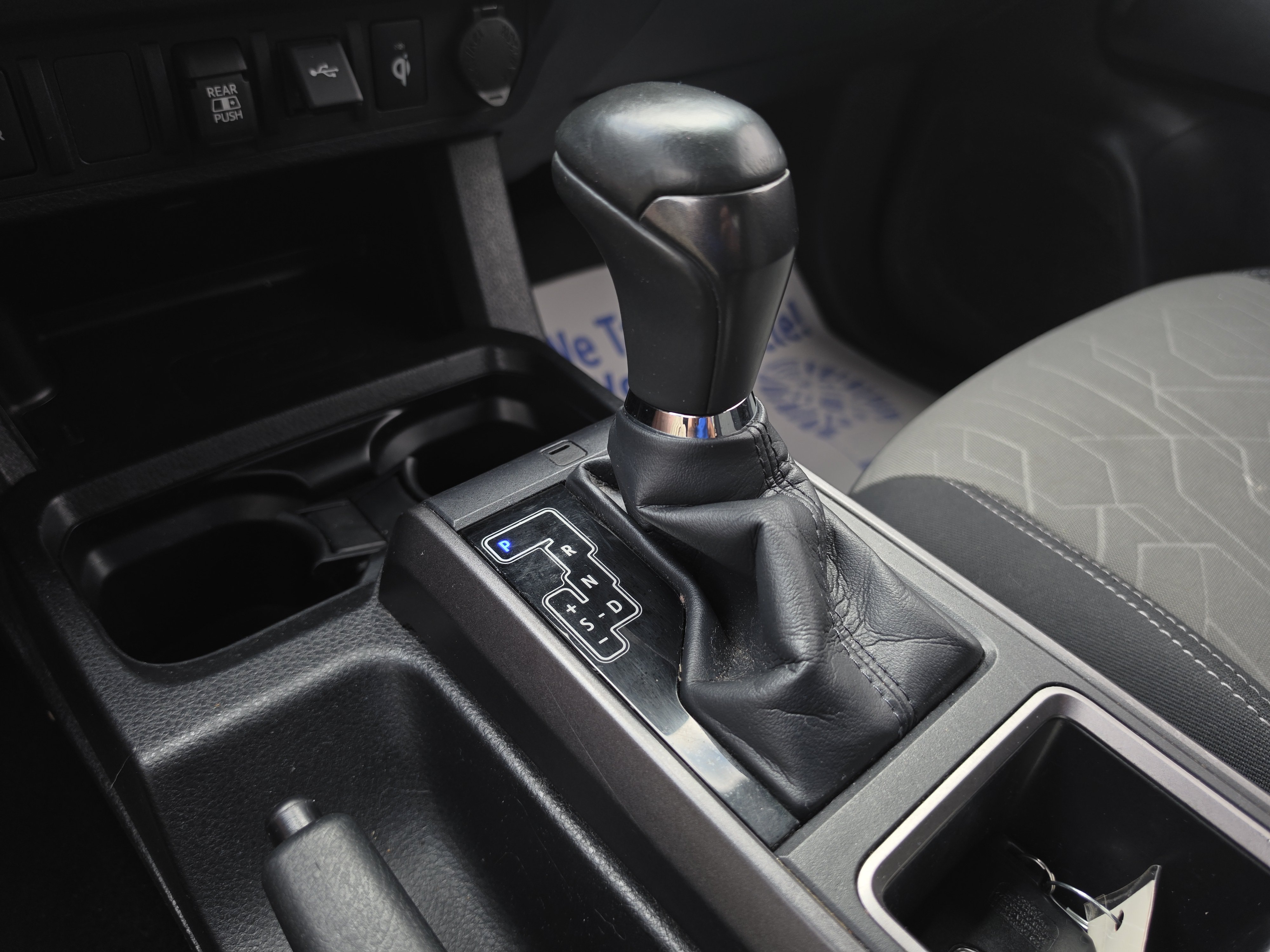Used 2023 Toyota Tacoma TRD Off-Road AWD/4WD image 23
