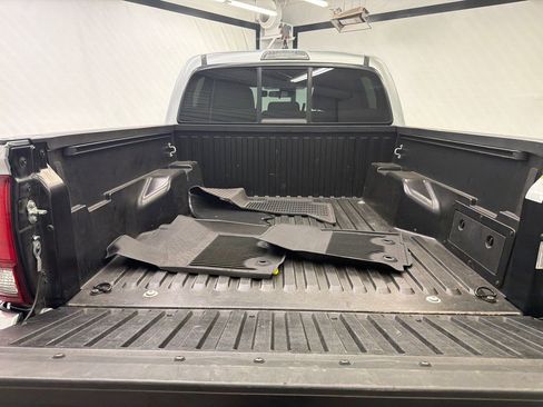 Used 2023 Toyota Tacoma SR AWD/4WD image 19