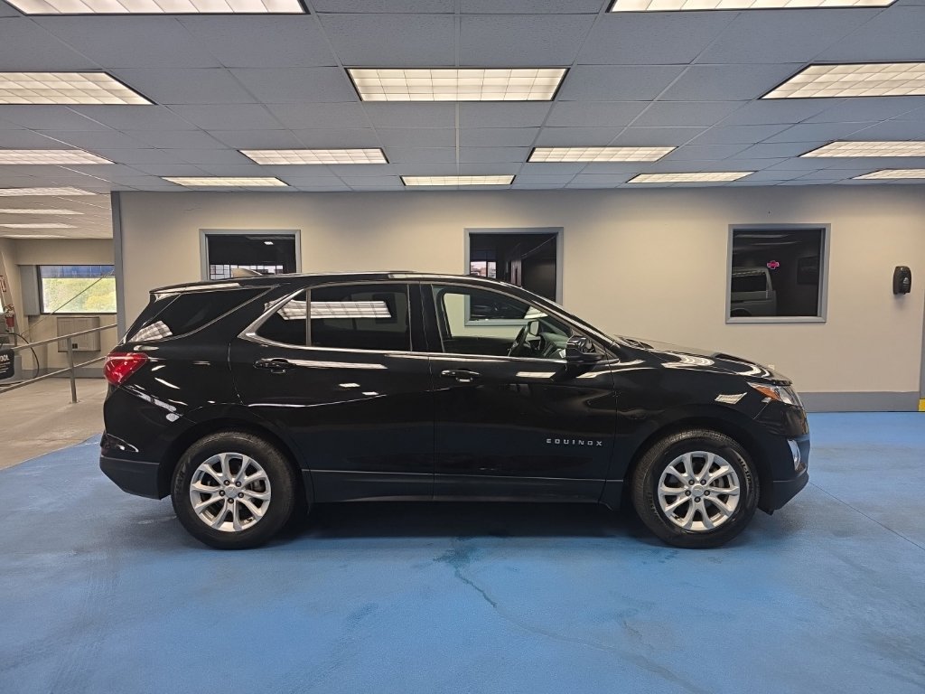 Certified 2018 Chevrolet Equinox LT FWD image 2