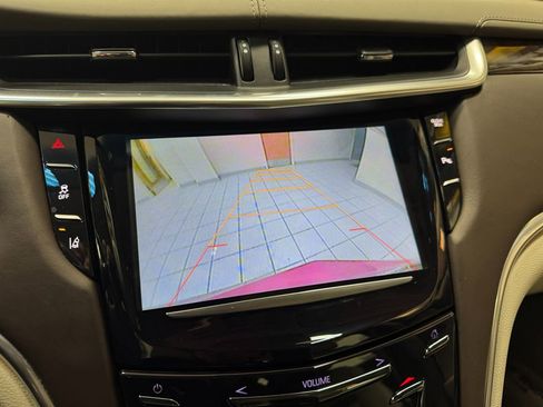 Used 2013 Cadillac XTS Platinum image 33