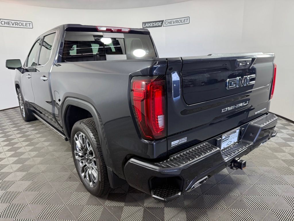 Used 2023 GMC Sierra 1500 Denali Ultimate AWD/4WD image 4