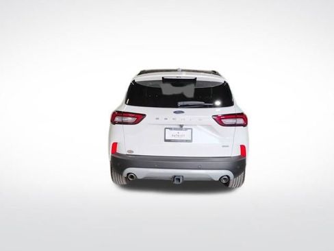 Used 2024 Ford Escape SE w/ PHEV Premium Package image 5