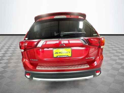 Used 2016 Mitsubishi Outlander SE AWD/4WD image 36