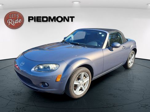 Used 2008 MAZDA MX-5 Miata Sport image 1