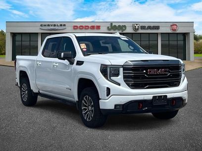 Used 2022 GMC Sierra 1500 AT4 w/ AT4 Premium Package