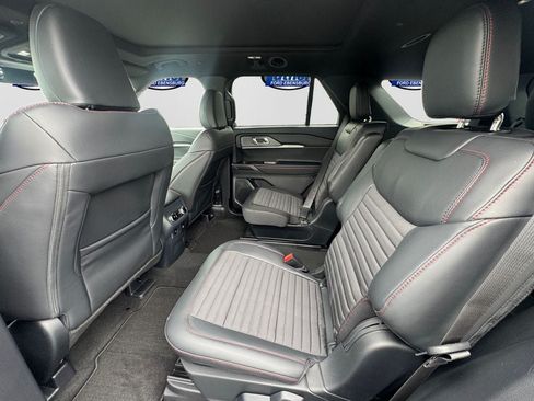 New 2026 Ford Explorer ST-Line w/ ST-Line Street Pack AWD/4WD image 11