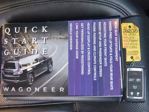 Certified 2024 Jeep Wagoneer Series III w/ Premium Group I image 22